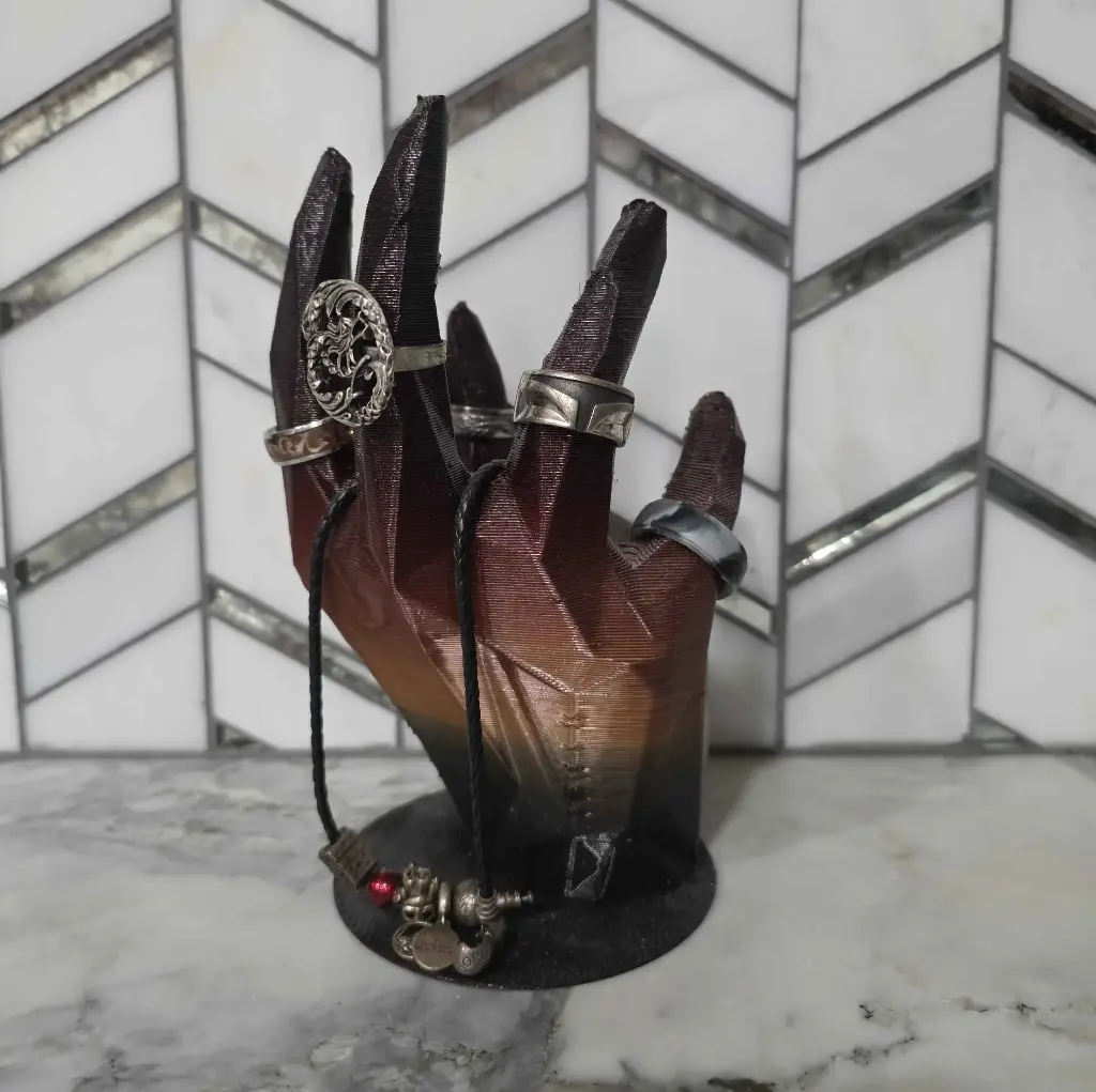 Polygonal Hand Collection - Jewelry 